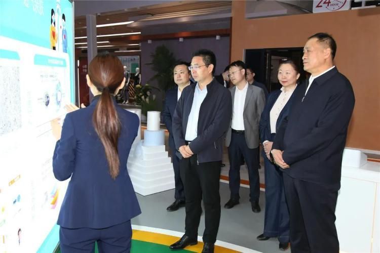 华夏时报社党委副书记兼纪委书记闫洪丰到滨州开展调研